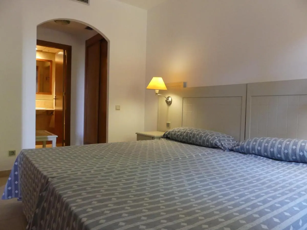 Apartamento Dos Dormitorios Bajo, Vistas Piscina Isla Canela
