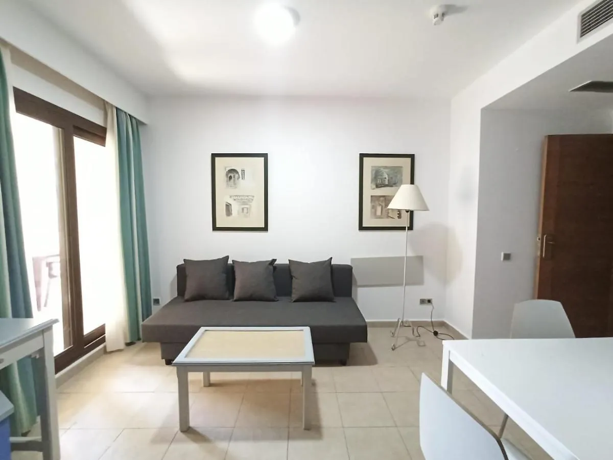 Apartamento Dos Dormitorios Bajo, Vistas Piscina Isla Canela