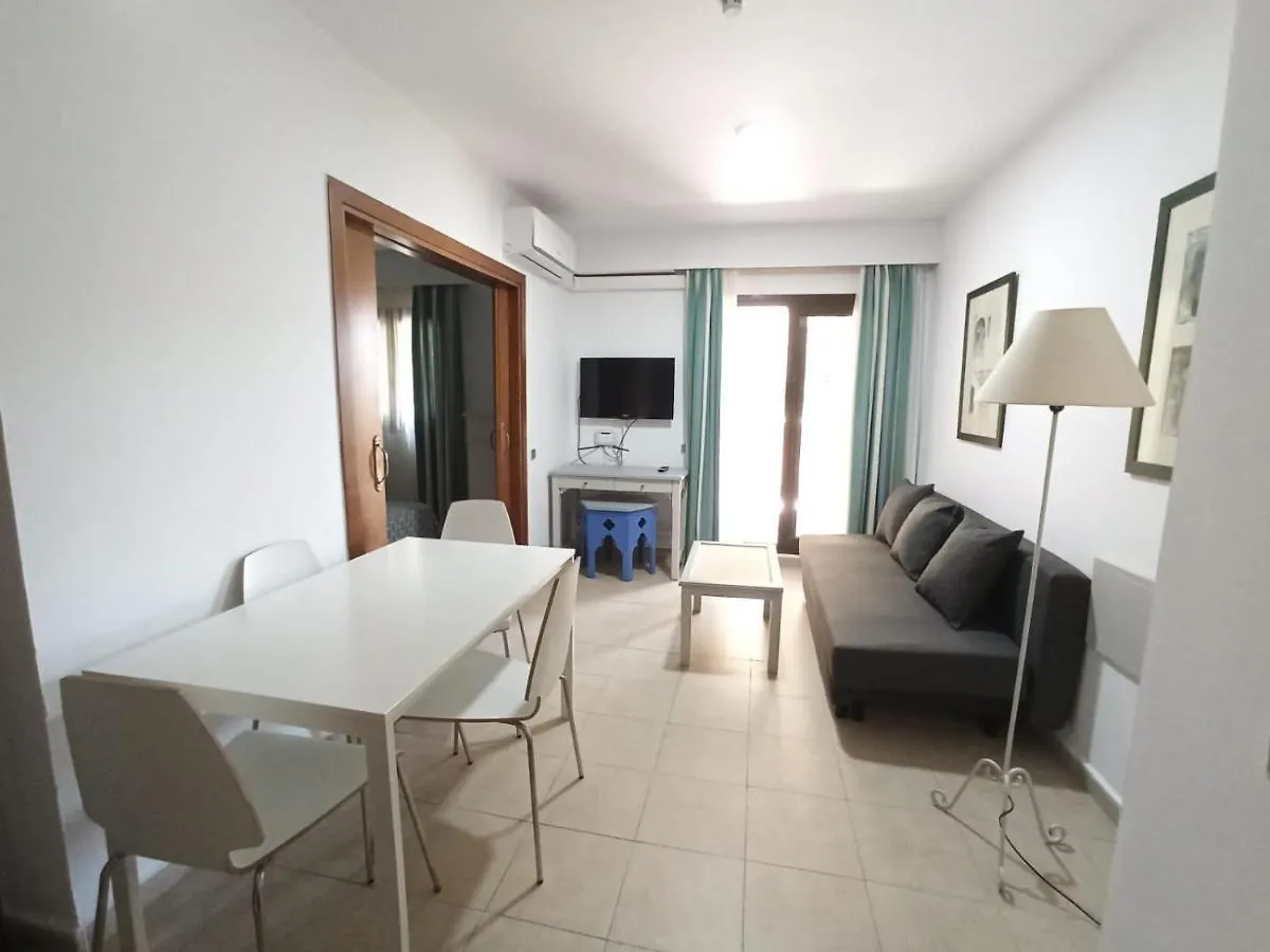 Apartamento Dos Dormitorios Bajo, Vistas Piscina Isla Canela