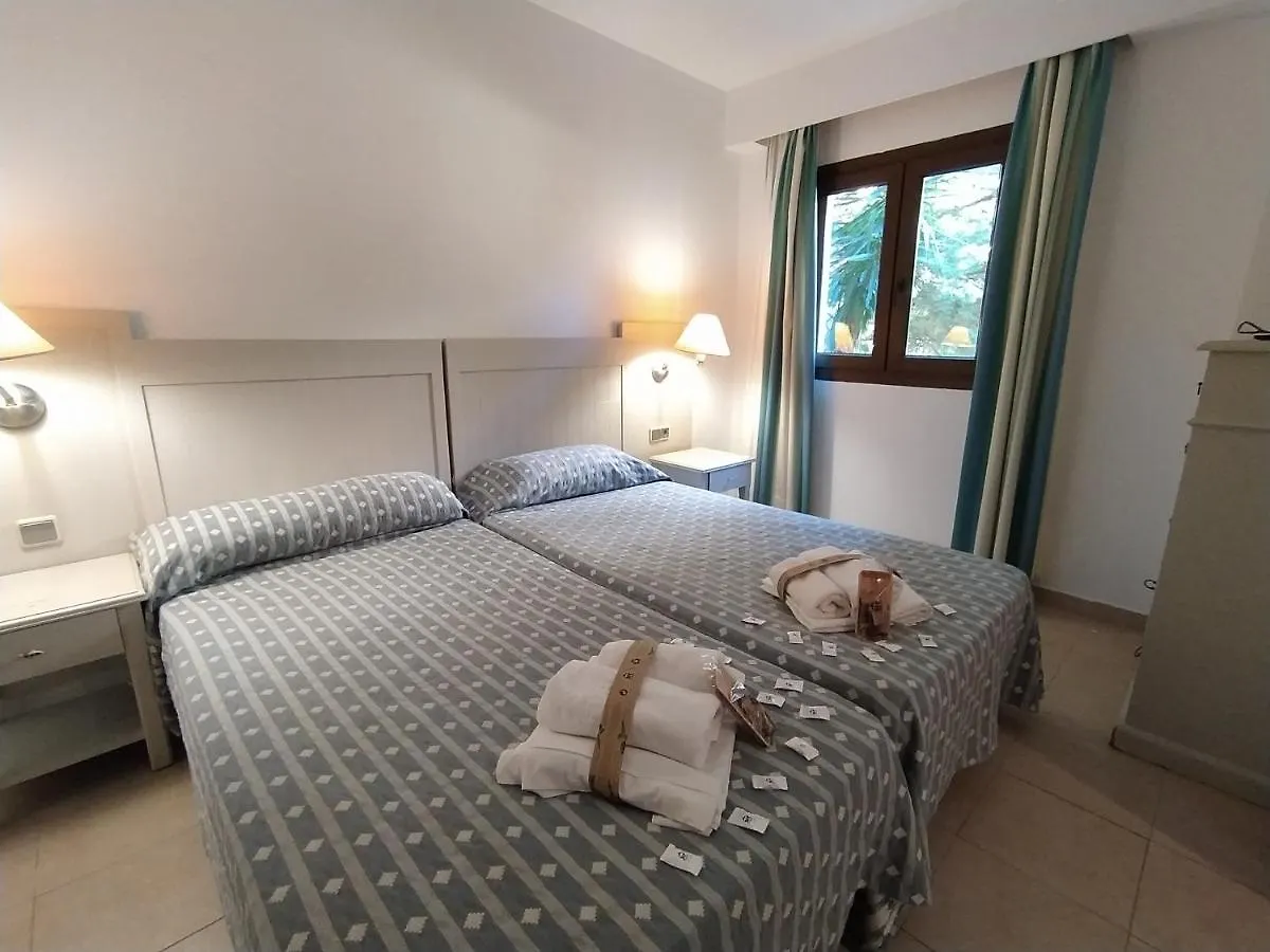 Apartamento Dos Dormitorios Bajo, Vistas Piscina Isla Canela 0*,  Spain